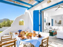 Traditional Rhodes Villa with Private Garden Villa Julia, Hotel in Kolymbia