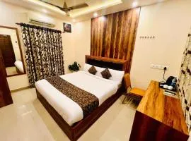 Thayamkery's Royal Inn