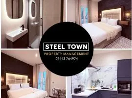 Afan Valley Aparthotel, Port Talbot with Kitchen & Parking - Room 7 - Contractors Only