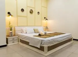 Ardra 3BHK Apartment MI Road Jaipur Family Friendly Stay