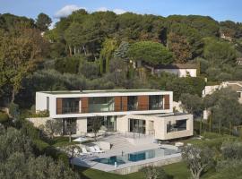 Villa Nova, hotel din Mougins