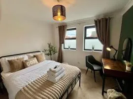 Hull City Centre - 2bed - Contractor Ready