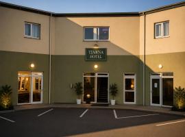 Tjarna Hotel, hotell i Keflavík