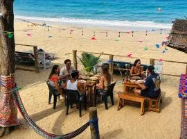 Surf Wave Hotel