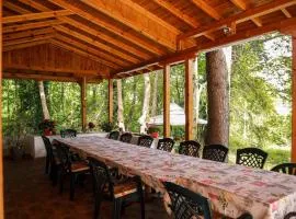 Peaceful and tranquil Bungalow retreat in Kamena village near nature