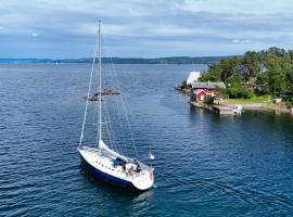 Barents Sail Sailboat NJORD 2, hotel a Lyngen