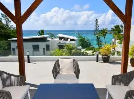 Penthouse de la plage, private lift