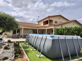 Casa das Laranjeiras, готель у місті Alqueidão da Serra