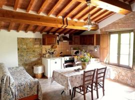 Podere Santa Benedetta, hotell i Ribolla