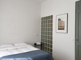 Apartamento de diseño 2 habitaciones โรงแรมในMóra la Nova
