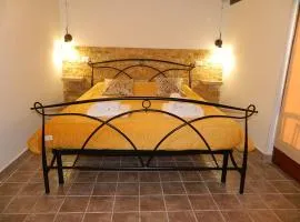 Suite matrimoniale Sofia con bagno privato