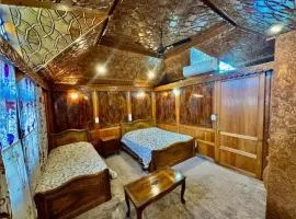 himalayan house