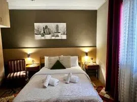 Studio close to Train Station