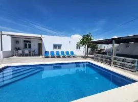 Parisito Sancti Petri - Villa amplia con piscina privada
