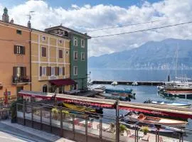 Space 8 sul Lago
