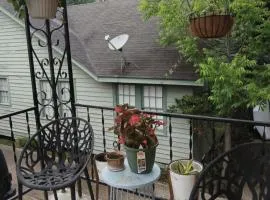 Quiet 2 Bdrm Right in the Heart of it All