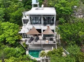Xida - Spectacular Villa with amazing views of the Pacific and pool