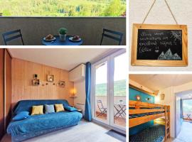 Studio Lélex - classé meublé de tourisme 2 étoiles - pied des pistes - vue montagne、レレックスのホテル