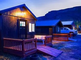 Blue Lake Resort