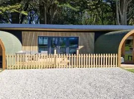 Tall Pines Lodge - Dog Friendly Nr Sutton on Sea