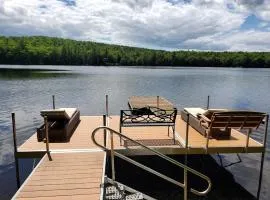 HOLIDAY COVE - LIMIT 8 villa