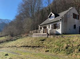 Chalet de montagnes, מלון בקמפן