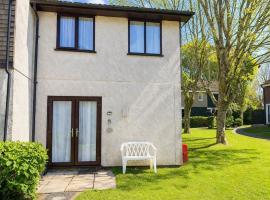 Sunny Coastal Stay Near Hayle & St Ives, hotel di Hayle
