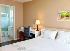 Cozy Home Vancouver 10 Minutes To Downtown BC Place