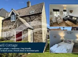 Shell Cottage - Part of the The Bay Filey Holiday Village with pool, gym and direct beach access, pub, restaurant, tennis and meadows walks