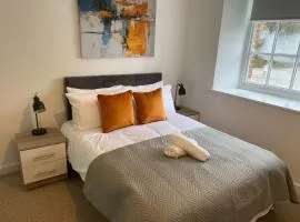 3-Bed Apartment, Old Town Square