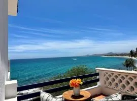 Oceanfront Condo Patio and shared Pool Casita Mar y Sol