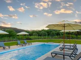 Villa Demetrious