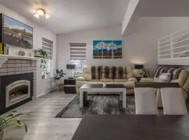 Charming Luxe Home Sleeps 4