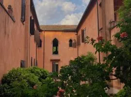 Storico appartamento con parco
