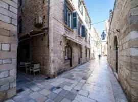 Apartment Old Town Lux