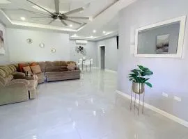 Kingston Vacation Home Two Bedroom