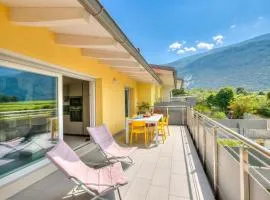 Mirabelle - Happy Rentals