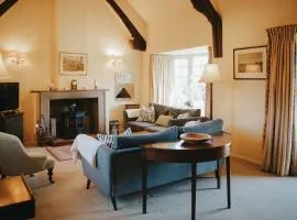 Traditional 3-Bed Cottage near Richmond by MCPI Hosting, Ideal for Families & Groups