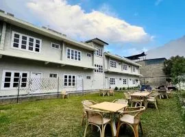 The Yak Motel