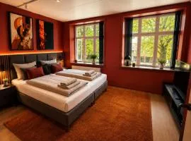 4Seasons - Vermillion Autumn Suites
