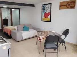 Pleasant downtown loft
