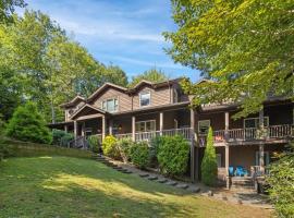 Heavenly Manor, Hotel in Boone