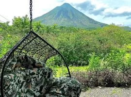 Boutique Villa with Jacuzzi & Stunning Arenal Views Villa Luna 1