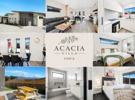 Villa Nine Sleeps 6 10Mins to CBD Airport