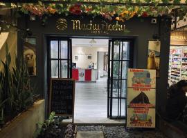 Hostal Machu Picchu Medell&iacute;n, hotel cerca de Aeropuerto Olaya Herrera, Medell&iacute;n
