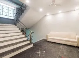 Super Townhouse Marina