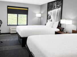 Super 8 by Wyndham Salina I-70, hôtel à Salina