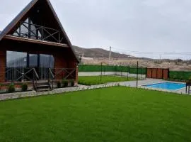 Mira Chalet Saguramo