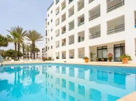 StayHub Ocean Horizon Sea View & Pool