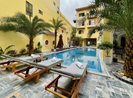 Tam Coc Holiday Hotel & Spa โรงแรมในนิญบิ่ญ